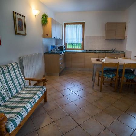 Ferienwohnung Casa Al Portico Pieve Di Ledro Exterior foto