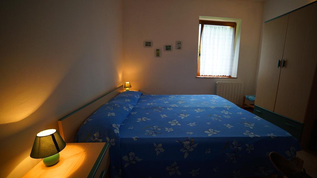 Ferienwohnung Casa Al Portico Pieve Di Ledro Exterior foto